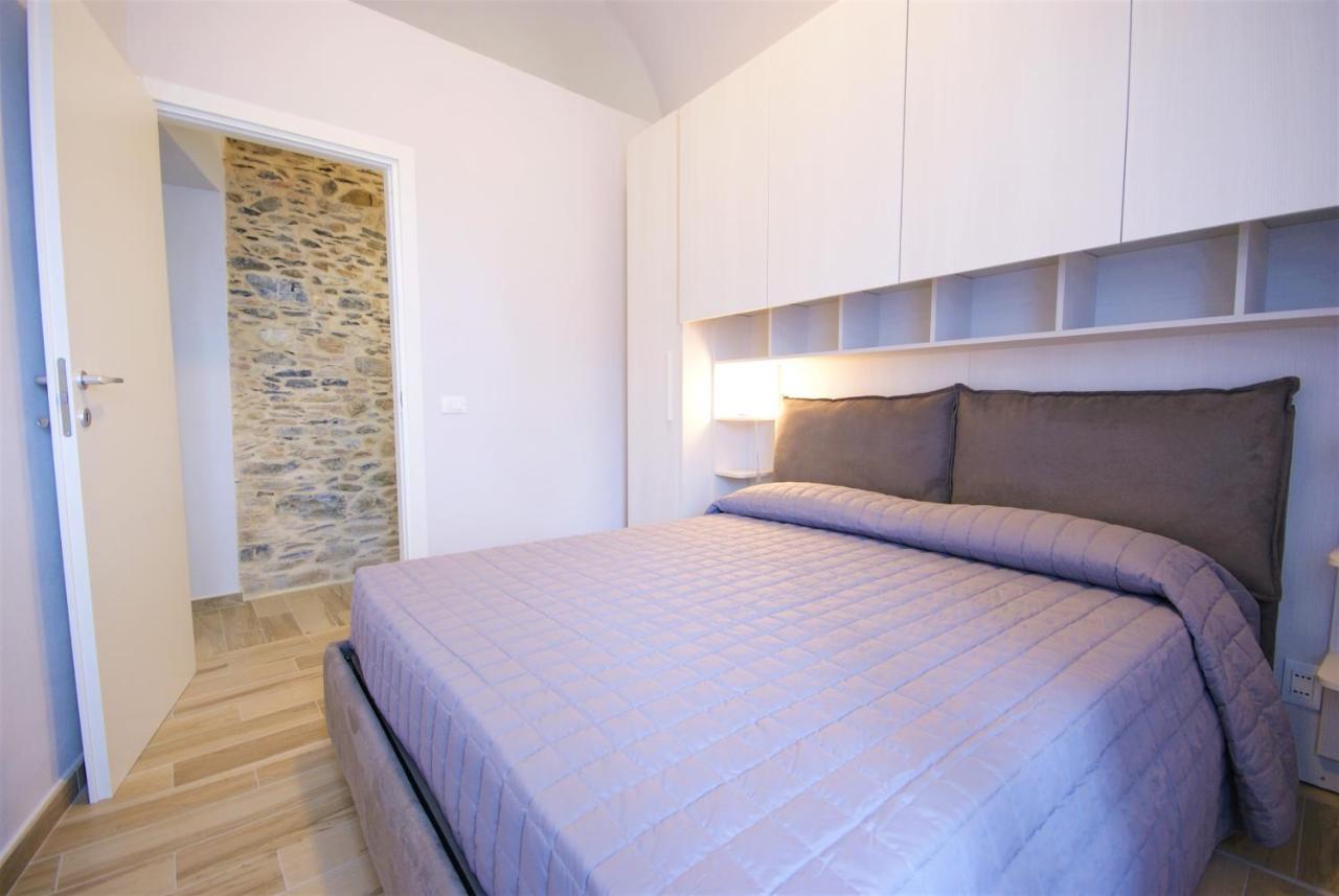 Casa Di Luigi Ed Ernestina Apartment Долчедо Екстериор снимка