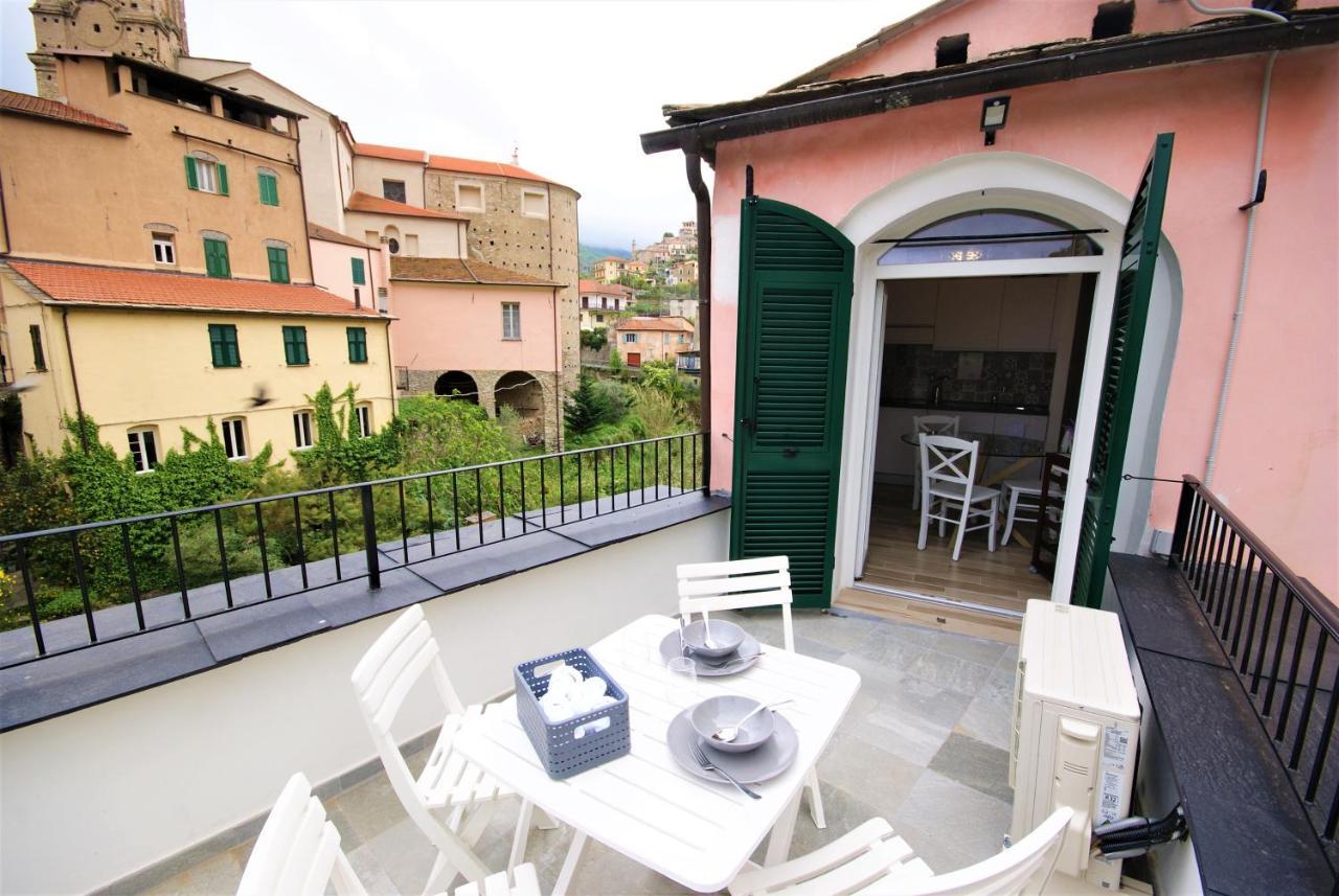 Casa Di Luigi Ed Ernestina Apartment Долчедо Екстериор снимка